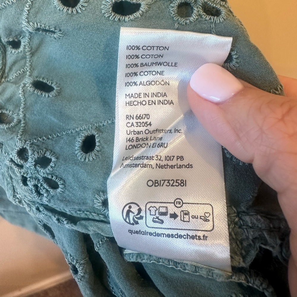 Pilcro Anthropologie Batwing Eyelet Cropped Sweatshirt Green XL - Picture 7 of 7